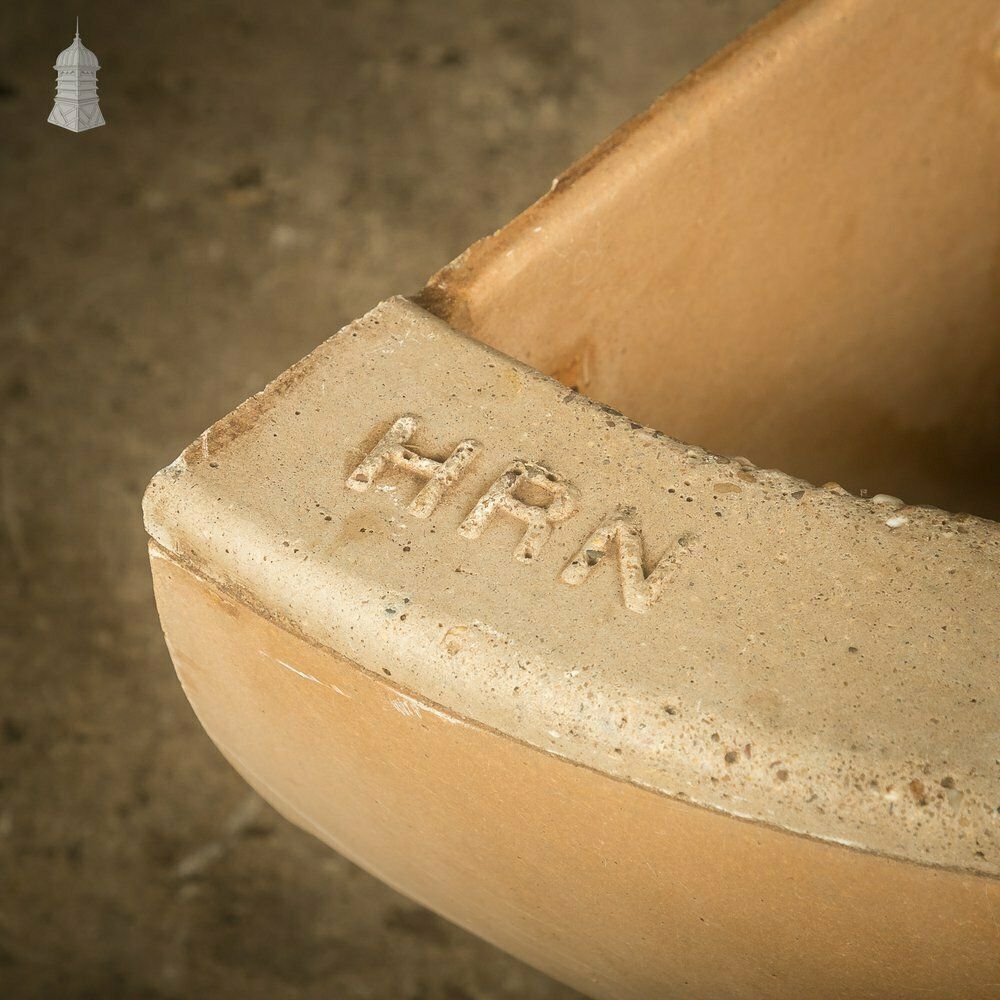 Concrete Corner Manger Trough Feeder Reclaimed From St Johns Barracks, London photo 120.0