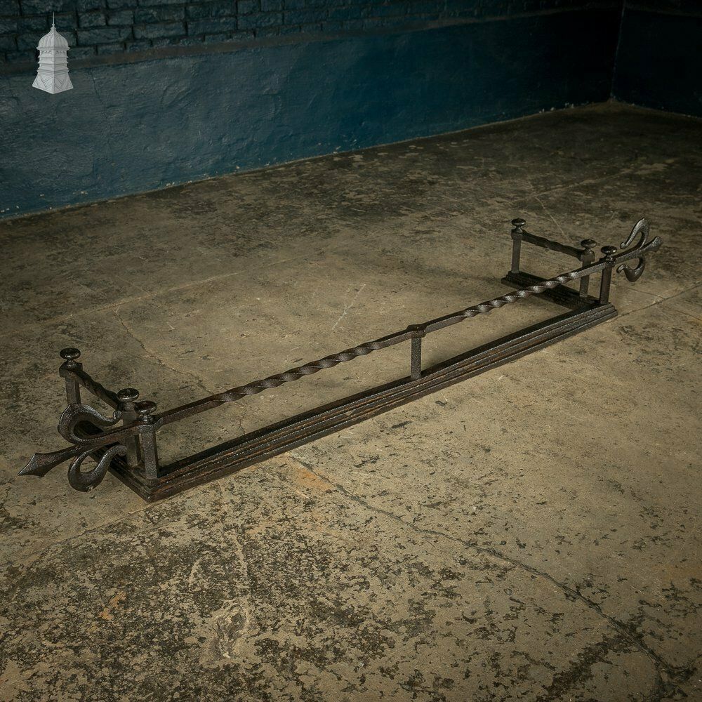 Fireplace Fender, Early 19th C Wrought Iron With Twist And Fleur De Lis photo furniture