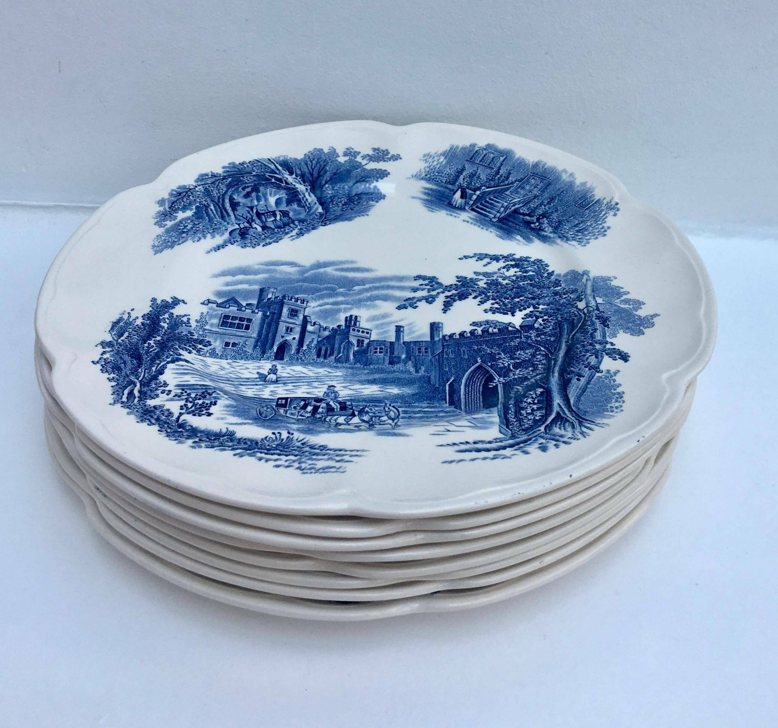 4 Haddon Hall Blue By Johnson Brothers Entrée Plate 8.8" Discontinued China, Replacement Dinnerware White Blue English Engraved Plates photo vinterior