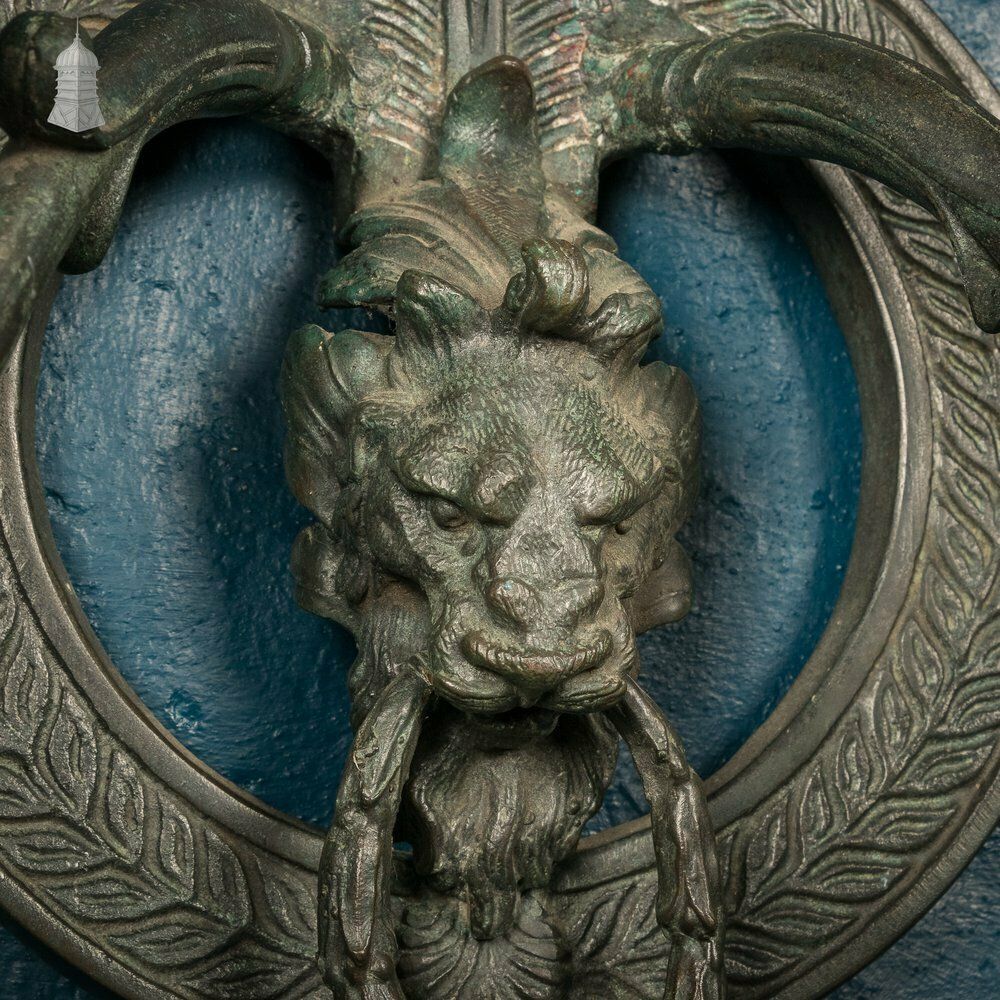 Bronze Georgian Wall Sconce With Egyptian Sarcophagus And Lion Head Details photo Lighting