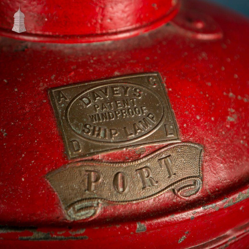 19th C Pair Of Port And Starboard Red And Green Daveys Patent Windproof Ship Lamps photo for sale