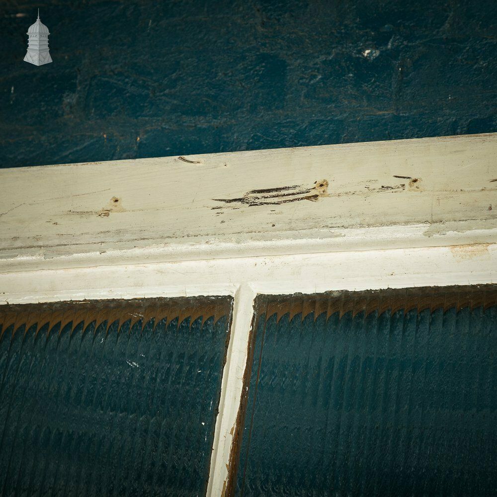 photo vintage Hardwood Sliding Sash Windows, 8ft High With Reeded Obscure Glazing