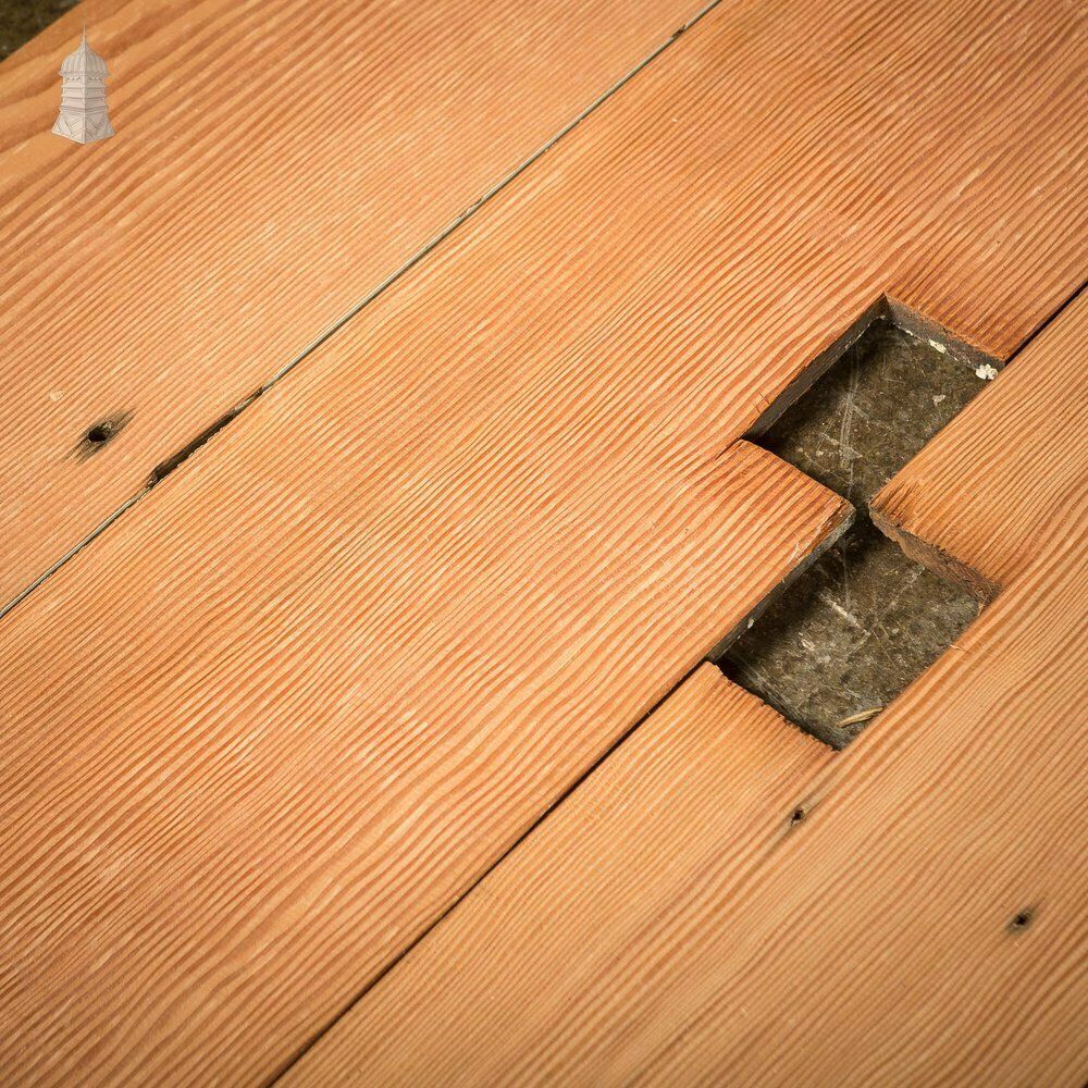 photo furniture Batch Of 13.5 Square Metres Of Mixed Width Planed Pitch Pine Wall Cladding Floorboards