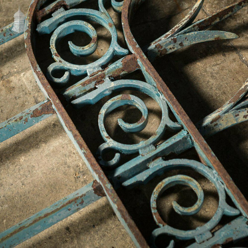photo vinterior Early 19th C Norwich 'Boulton & Paul' Cast Iron Railings   45ft Run