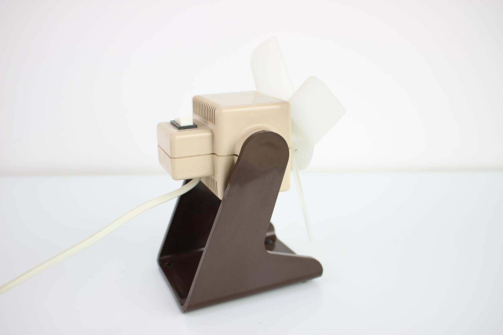 Small Table Fan By Stroj Smalt, 1960s Czechoslovakia photo furniture
