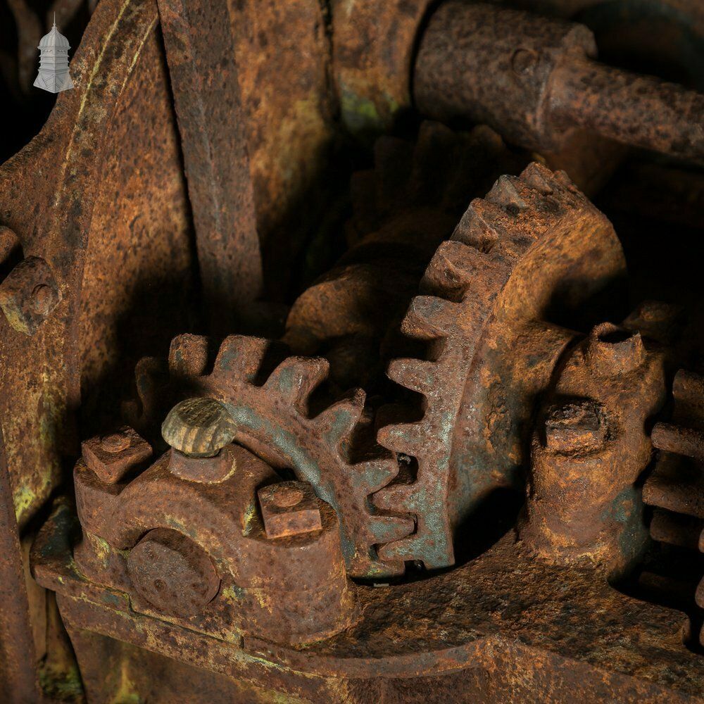 photo furniture 19th C Agricultural Chaff Cutter Manufactured By E.H Bentall & Co Heybridge