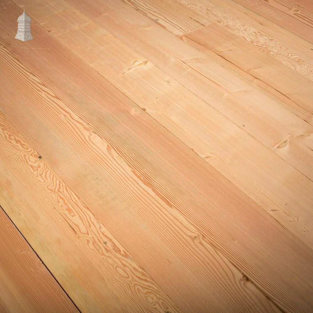 840.0 Batch Of 7.5 Square Metres Of 8 Inch Wide Resawn Columbian Pine Floorboards photo
