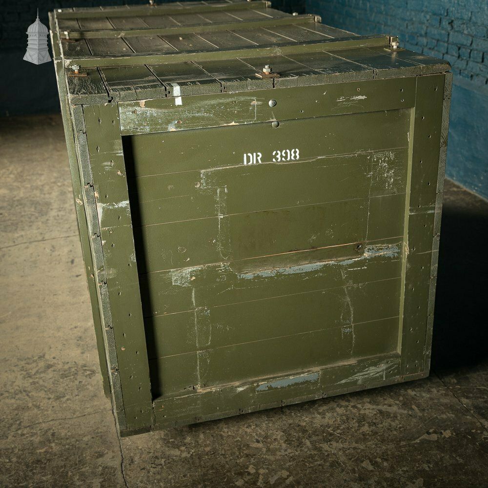 Large Green Painted Aircraft Parts Shipping Crate Reclaimed From A Norfolk Raf Base photo 360.0