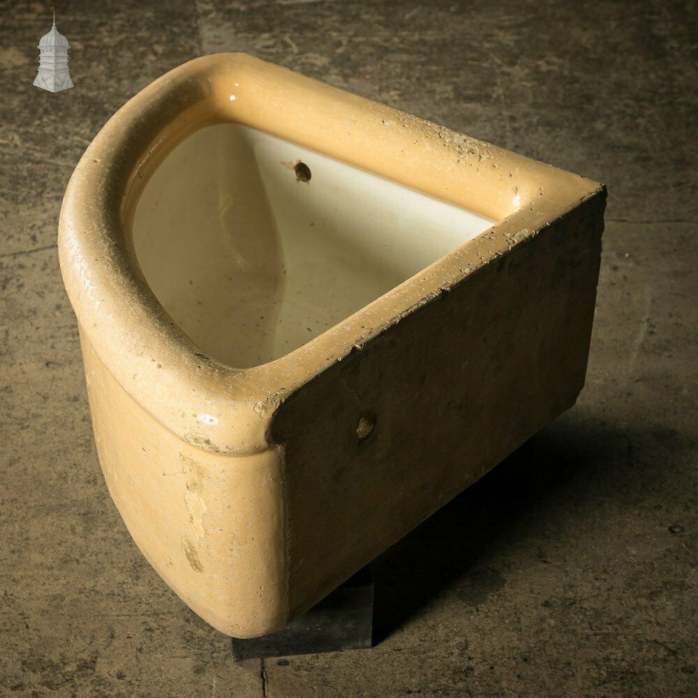 Period Cane And White Corner Trough Sink Planter photo 690.0