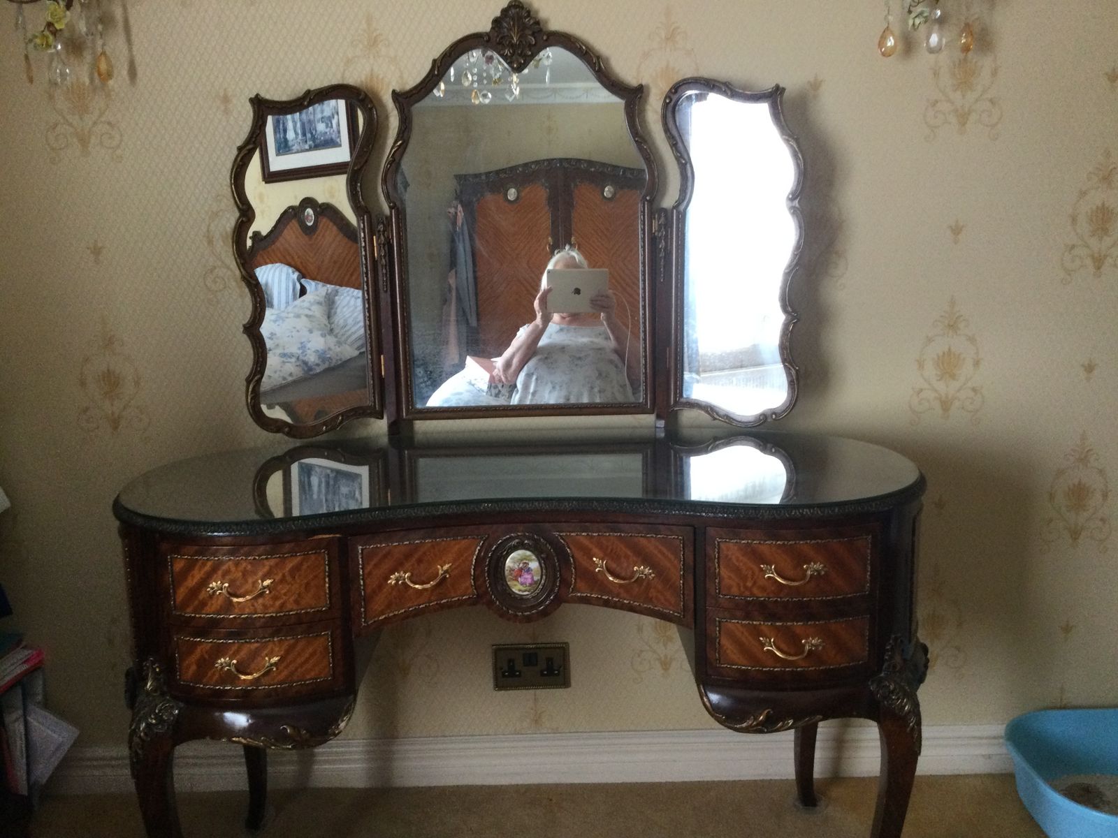 5 Piece French Bedroom Suite. Very Ornate. Good Condition. photo buy