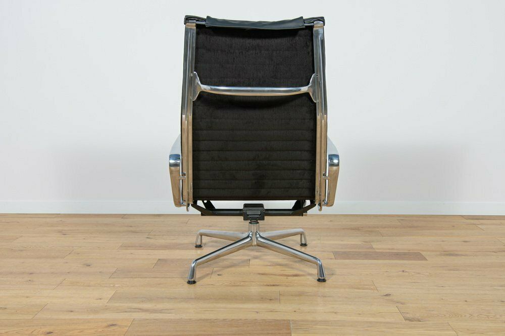 3642.0 Alu Group Ea124 & Ea125 Lounge Chair & Ottoman By Charles & Ray Eames For Vitra, 1980s, Set Of 2 photo