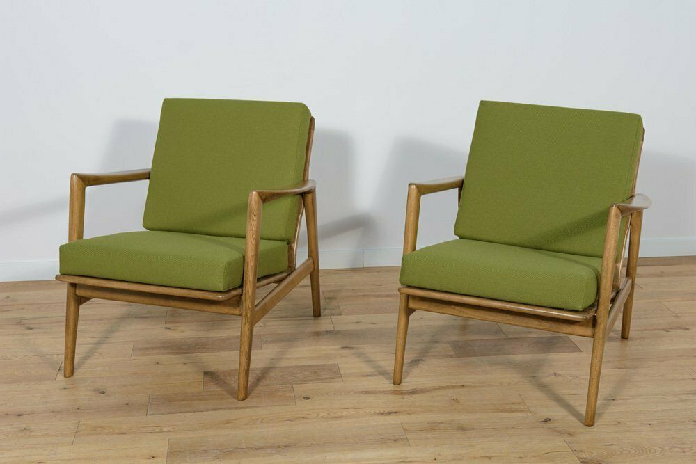 Model 300 139 Armchairs From Swarzędz Factory, 1960s, Set Of 2