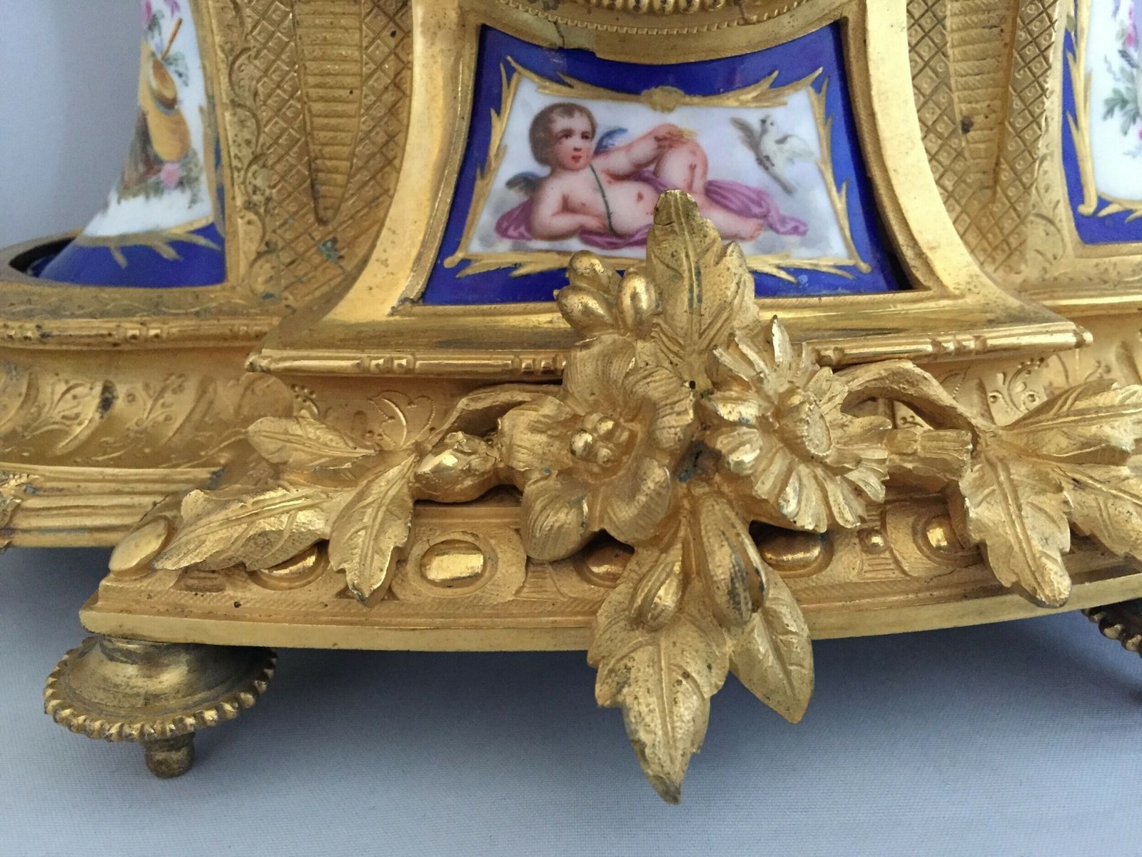 Antique French Ormolu And Porcelain Mantle Clock photo 725.0