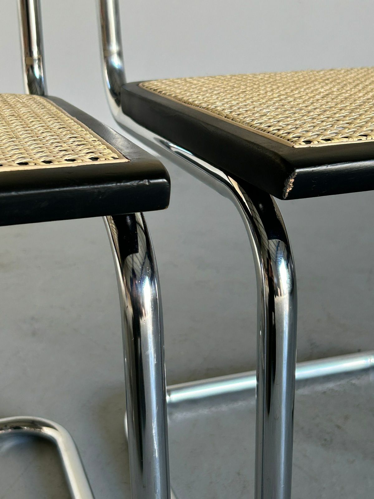 Set Of 4 Vintage Marcel Breuer Cesca Design Mid Century Moder Cantilever Chair / Marcel Breuer Bauhaus Design B32 Chair, Italian Production photo vinterior