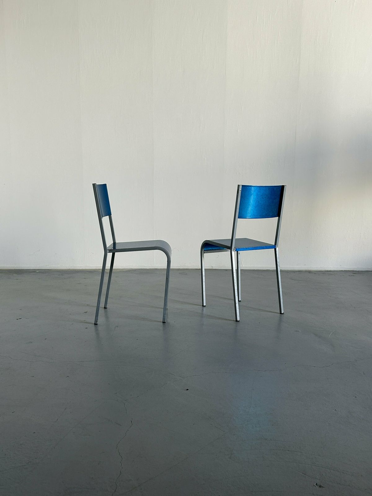 Pair Of Blue Postmodern Industrial Galvanized Metal Dining Chairs By Parisotto, 1980s Italy photo 294.0