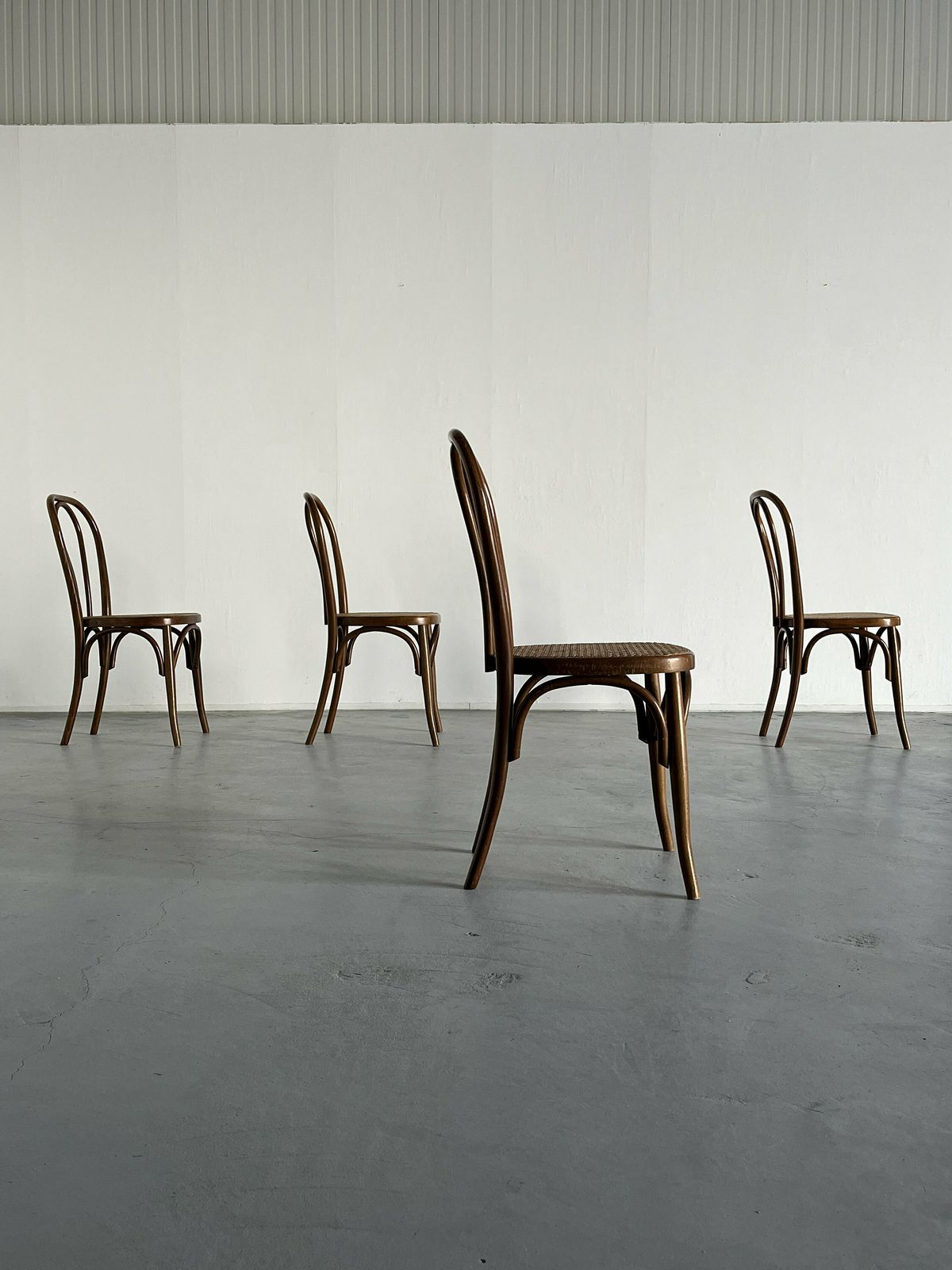 Set Of 4 Vintage Thonet Bentwood Style Chairs No. 14 / Vintage Thonet Bistro Chairs / Vintage Cafe Dining Chairs, 1950s photo 857.0