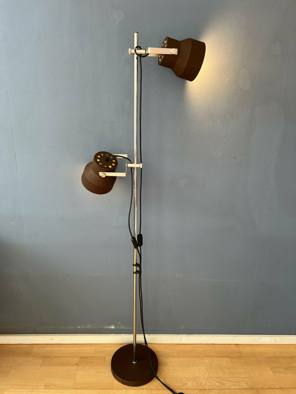 Bruine Anvia Mid Century Space Age Vloerlamp photo furniture