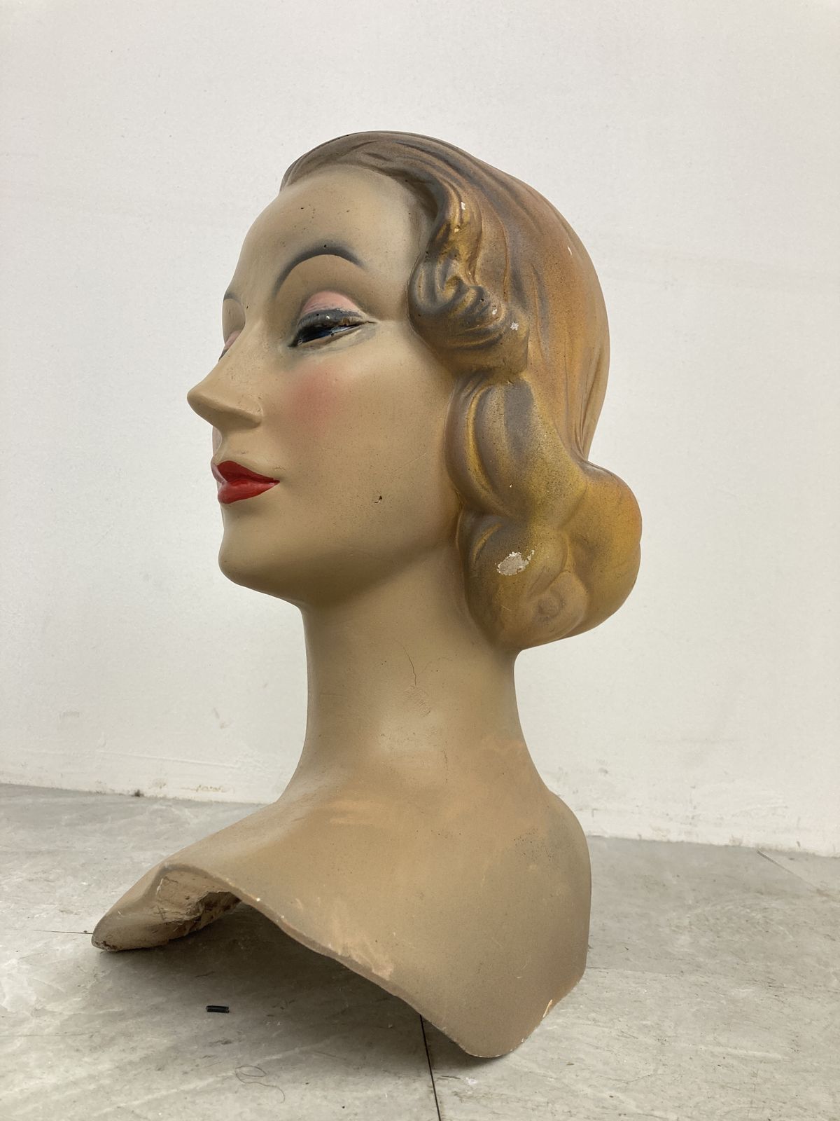 Vintage Mannequin Head, 1960s, Plaster photo 295.0