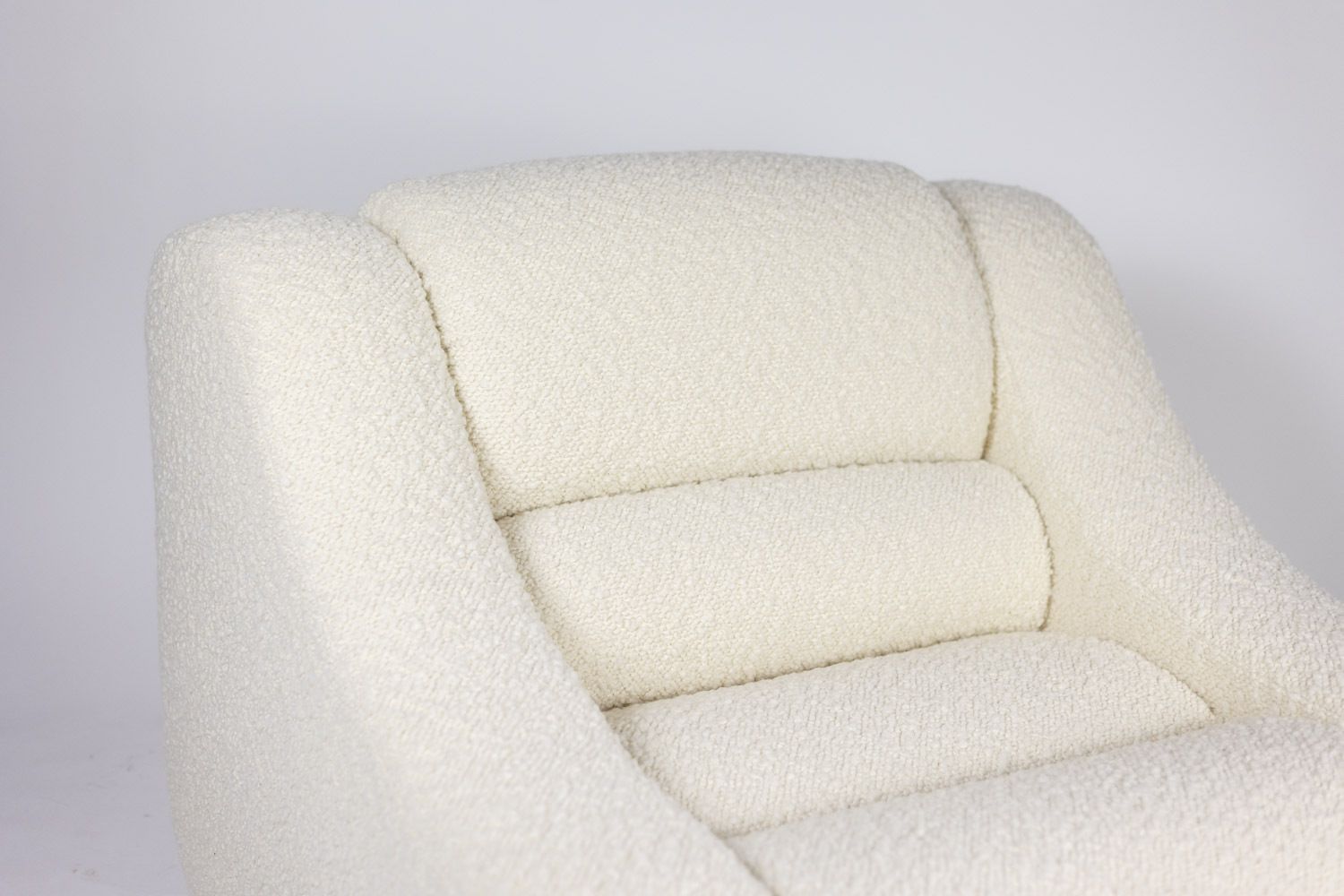Pair Of Armchairs With Fine Curls. Contemporary Work. photo 9250.0