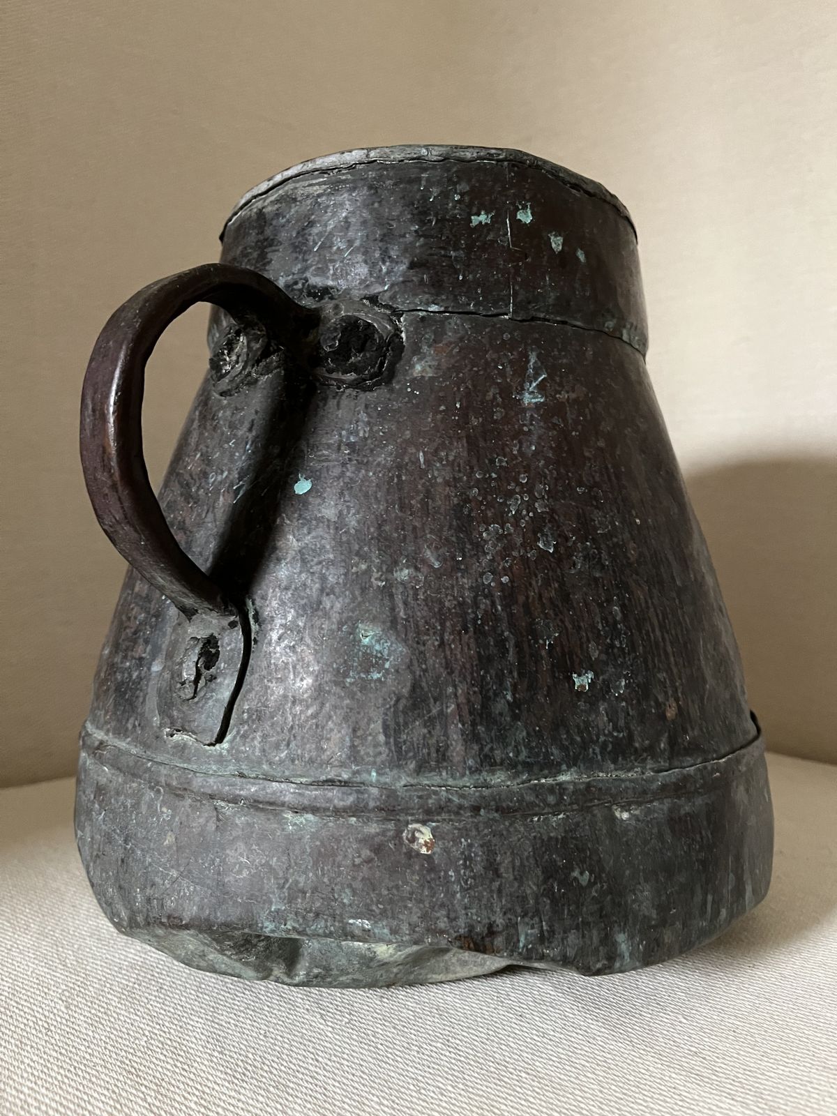 110.0 Wonderfully Aged Large Antique Copper Cauldron Of French Origin photo
