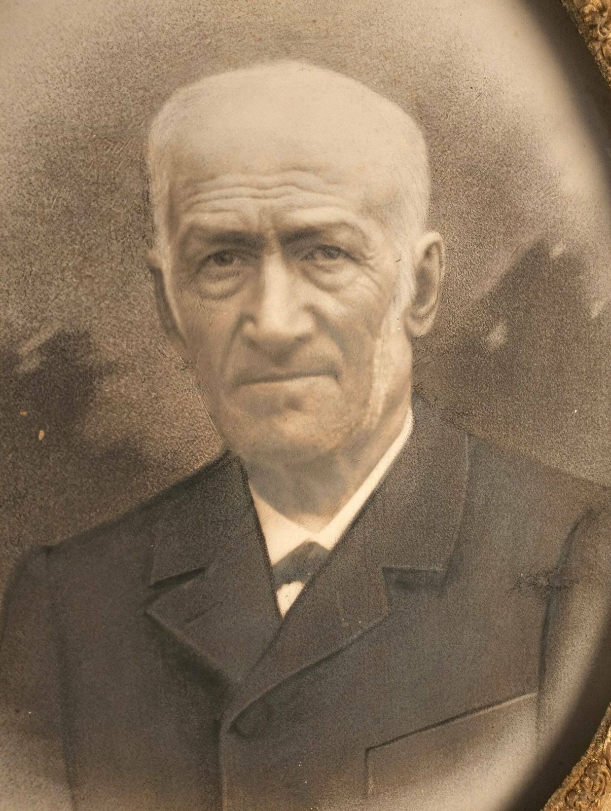 Vintage Frans Portretfoto, Jaren 1900 – Antiek Portret Met Omlijsting photo furniture