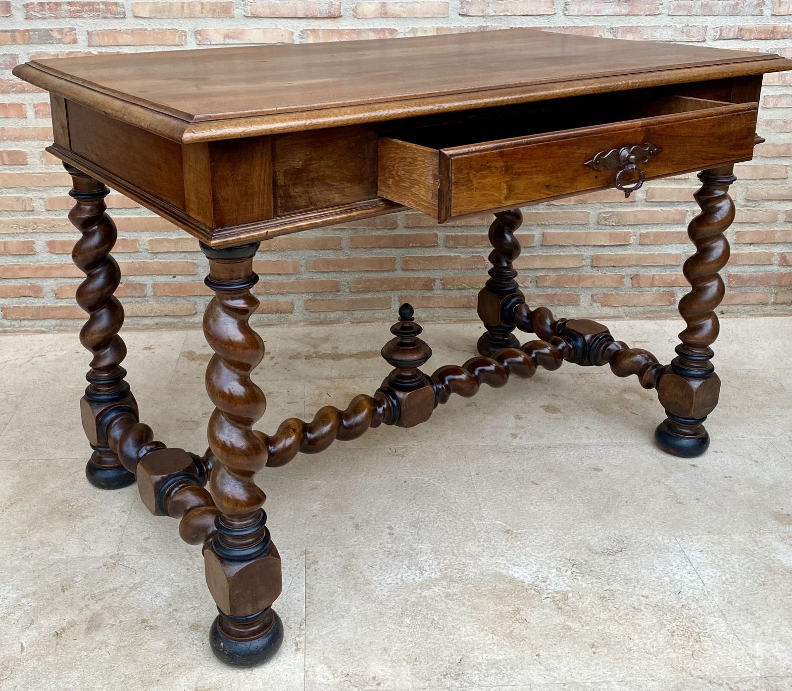 Early 19th Century French Walnut Work Table Or Desk With One Drawer photo 2350.0