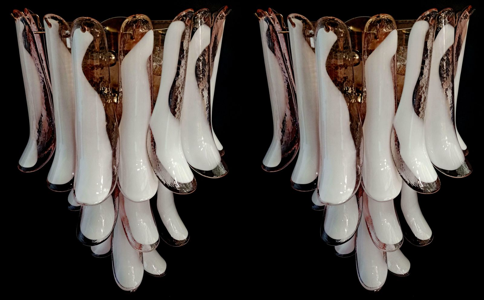 photo vintage Midcentury Trio Of Italian Pink Wall Sconces, Murano, 1990s