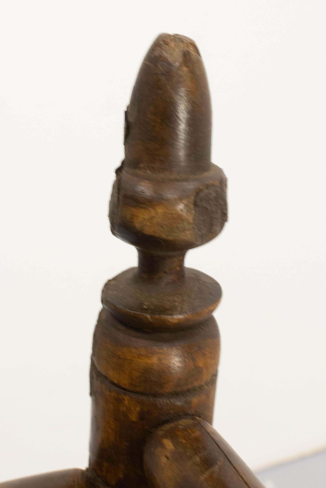 photo vinterior 19th Century Toy Chest Or Coffer Carved Chestnut Ancient Baby Cradle, French