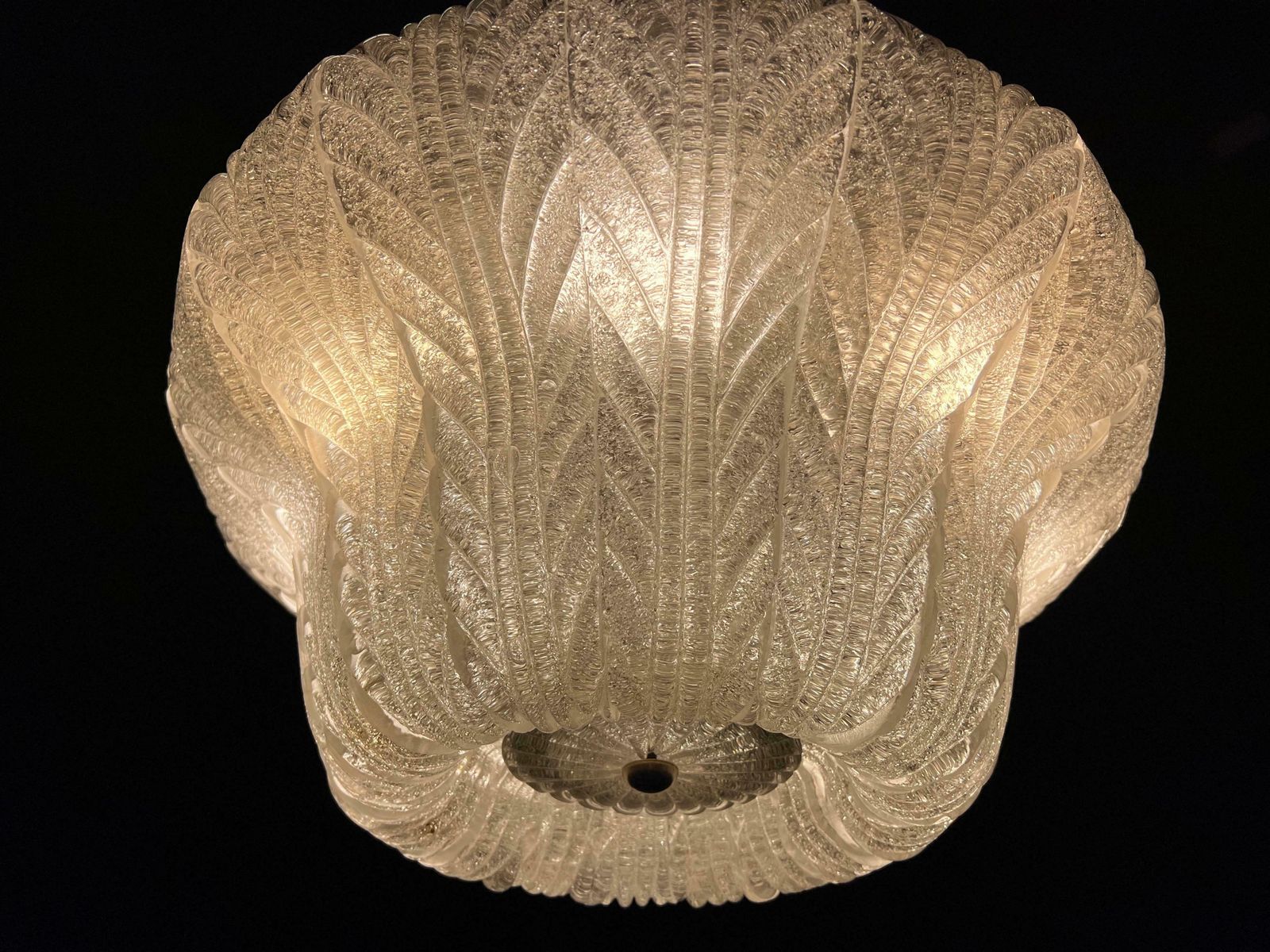 Luxurious And Sophisticated Chandelier By Barovier & Toso, Murano, 1940s photo 7857.0