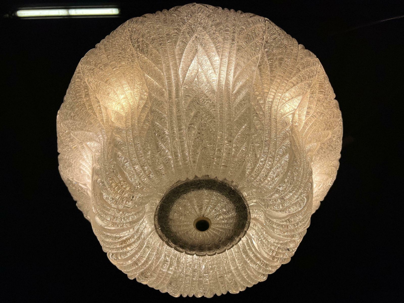 Luxurious And Sophisticated Chandelier By Barovier & Toso, Murano, 1940s photo buy