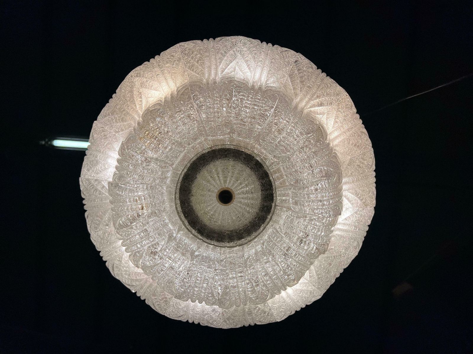 Luxurious And Sophisticated Chandelier By Barovier & Toso, Murano, 1940s photo vintage