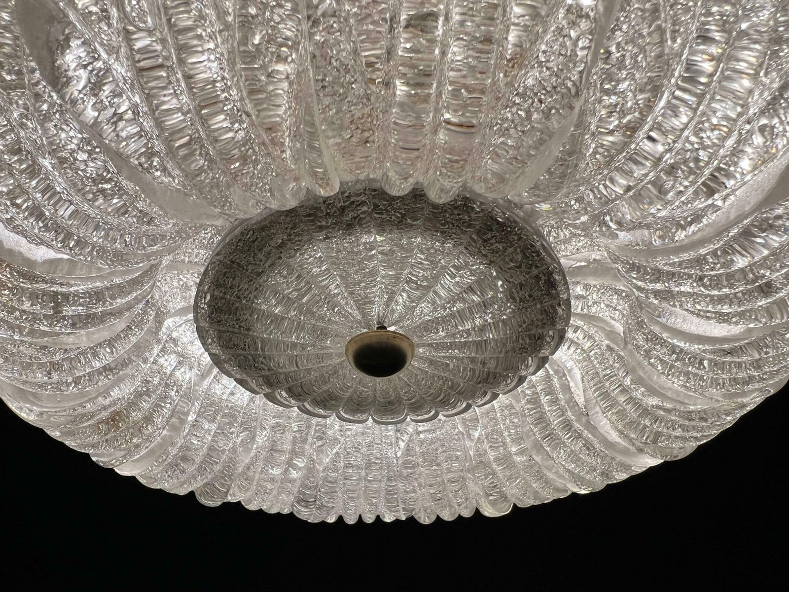 7857.0 Luxurious And Sophisticated Chandelier By Barovier & Toso, Murano, 1940s photo