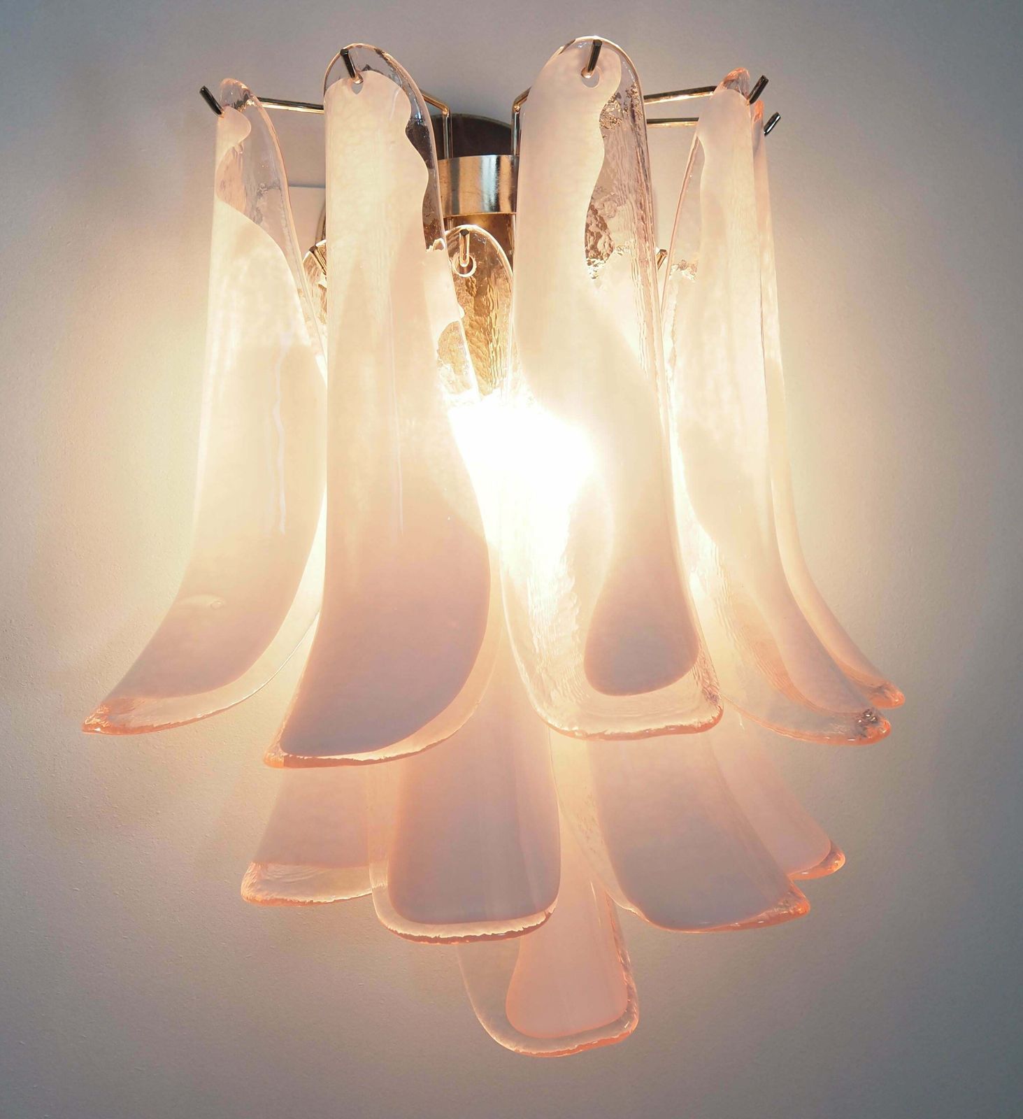 Set Four Of Italian Petal Murano Sconces, Mazzega Style photo vintage