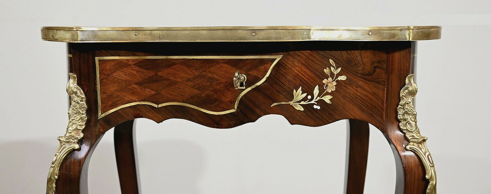 Small Marquetry Living Room Table, Louis XV Style, Napoleon III Period – Mid 19th Century photo vintage