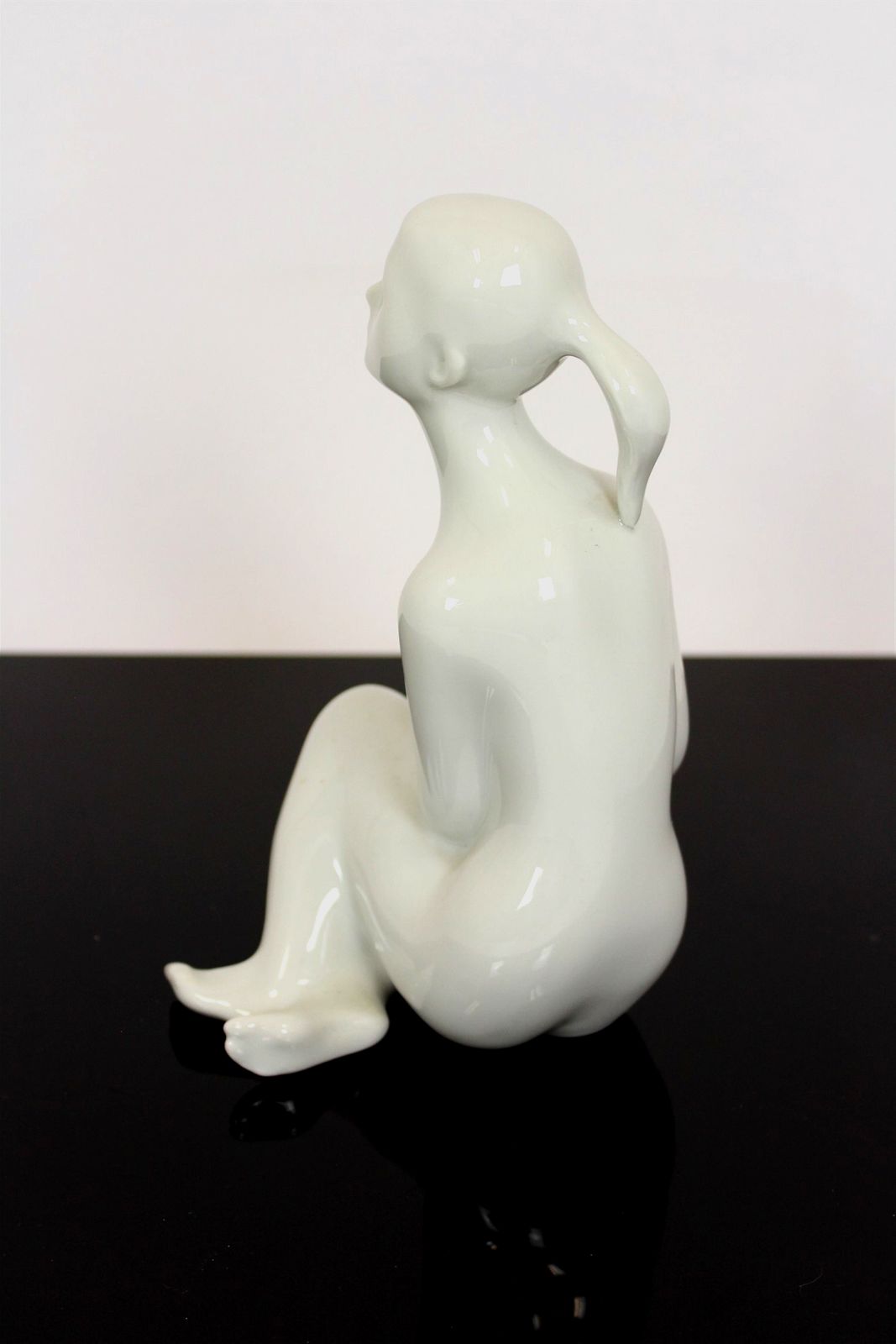 photo vinterior Figurine Of A Naked Woman, Royal Dux, Czechoslovakia, 1960s