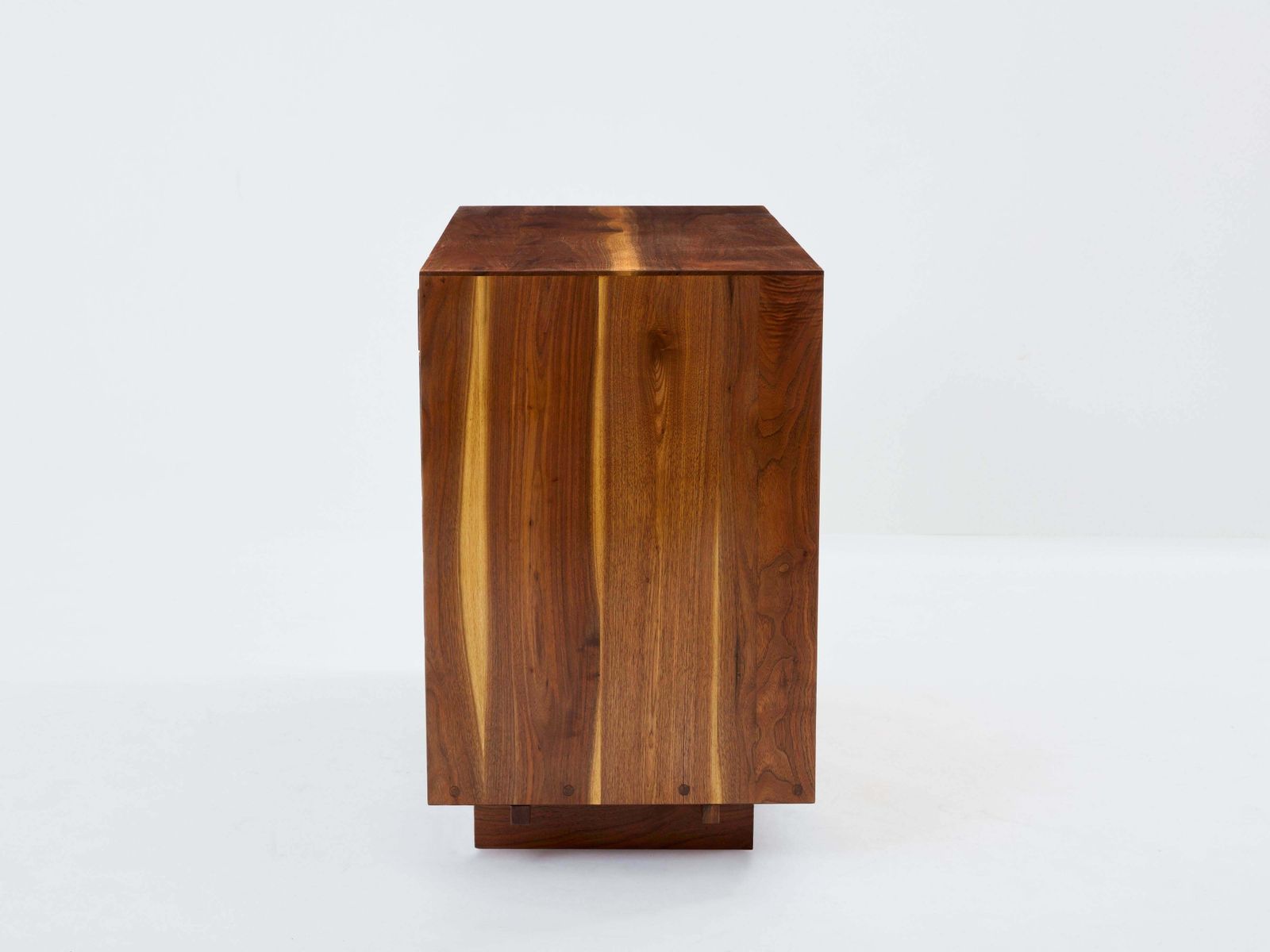 Commode George Nakashima en noyer noir américain, 1955 photo buy