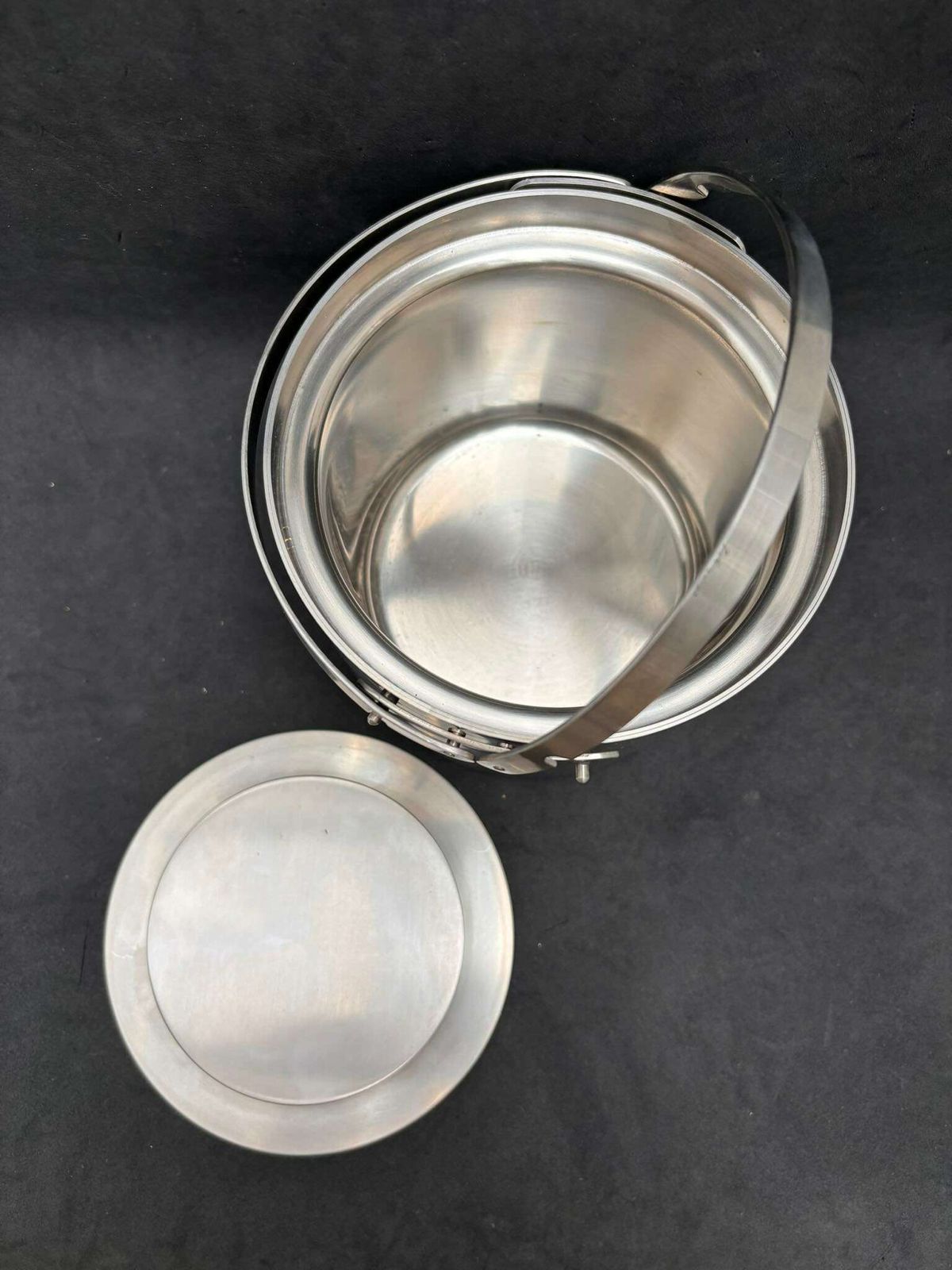 Arne Jacobsen Stelton Ice Bucket Stainless Steel Vintage 1960s Mid Century Modern Modernist Bar Tools Gift For Him Minimalist photo vinterior