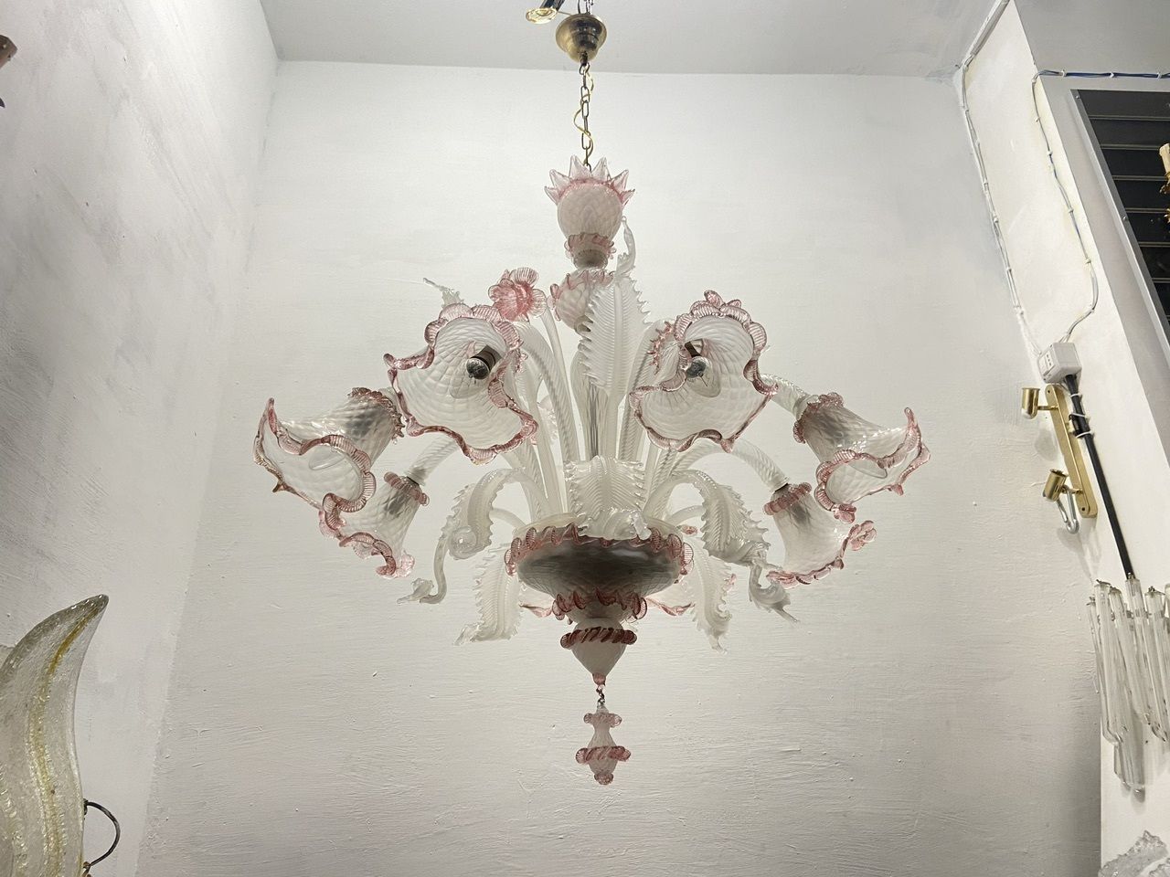 photo furniture Large Blossom Pink Venetian Chandelier 1960’s