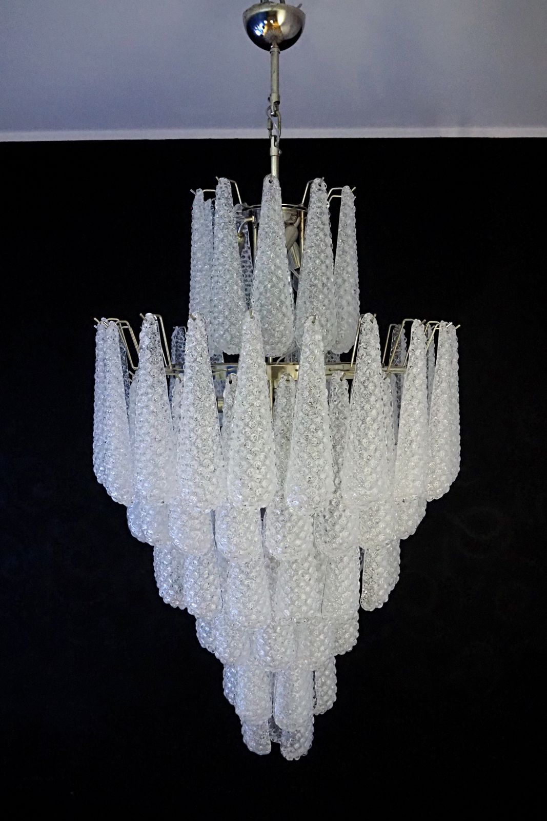 Huge Italian Vintage Murano Glass Chandelier   85 Glass Transparent Petals Drop