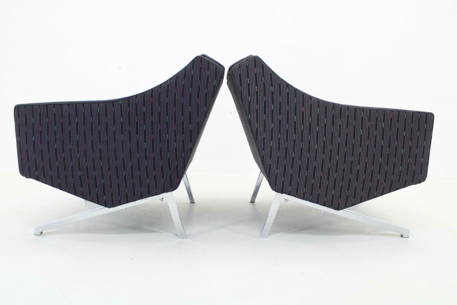 1970s Pair Of Italian Design Armchairs photo 1081.0