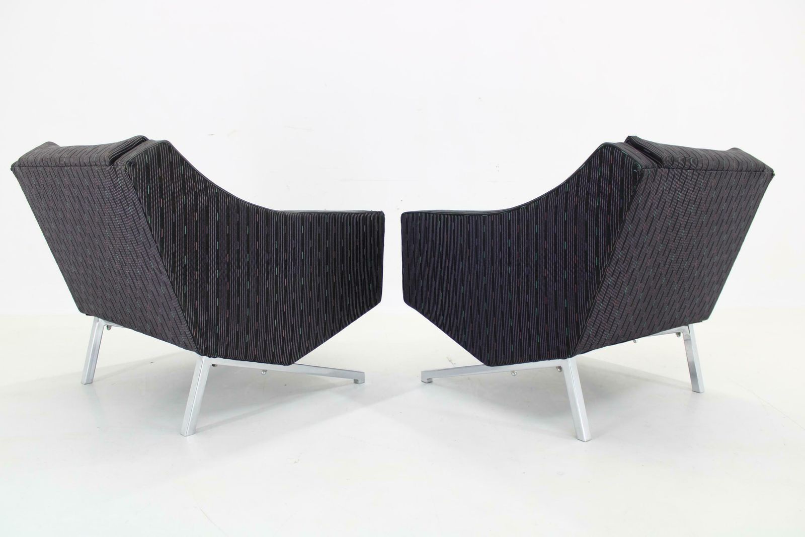 1970s Pair Of Italian Design Armchairs photo vintage