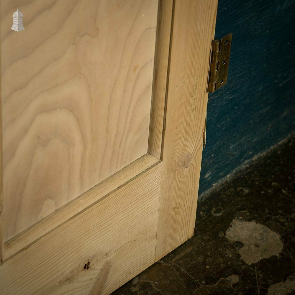 Pine Panelled Door, Moulded 3 Panel Set Of 3 photo Home Fixtures
