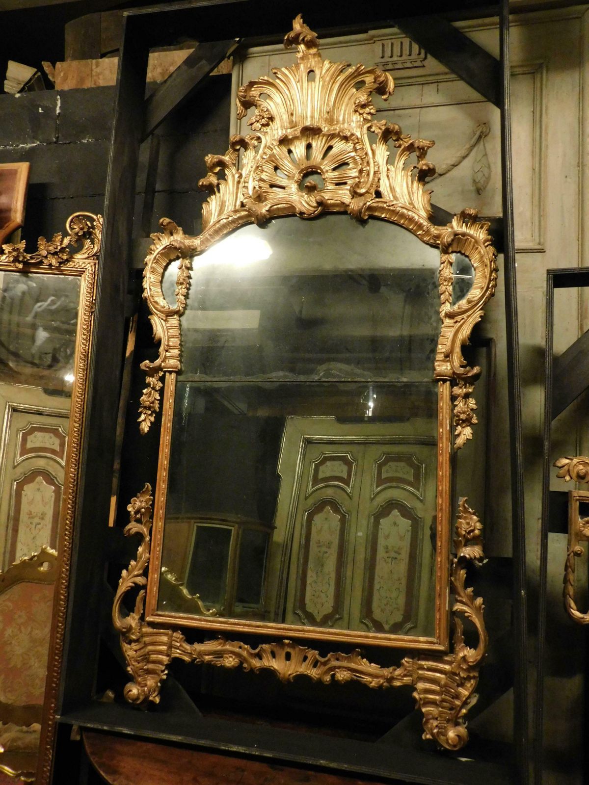 Ancient Gilded Wooden Mirror With Richly Carved Cymatium, Italy photo vinterior