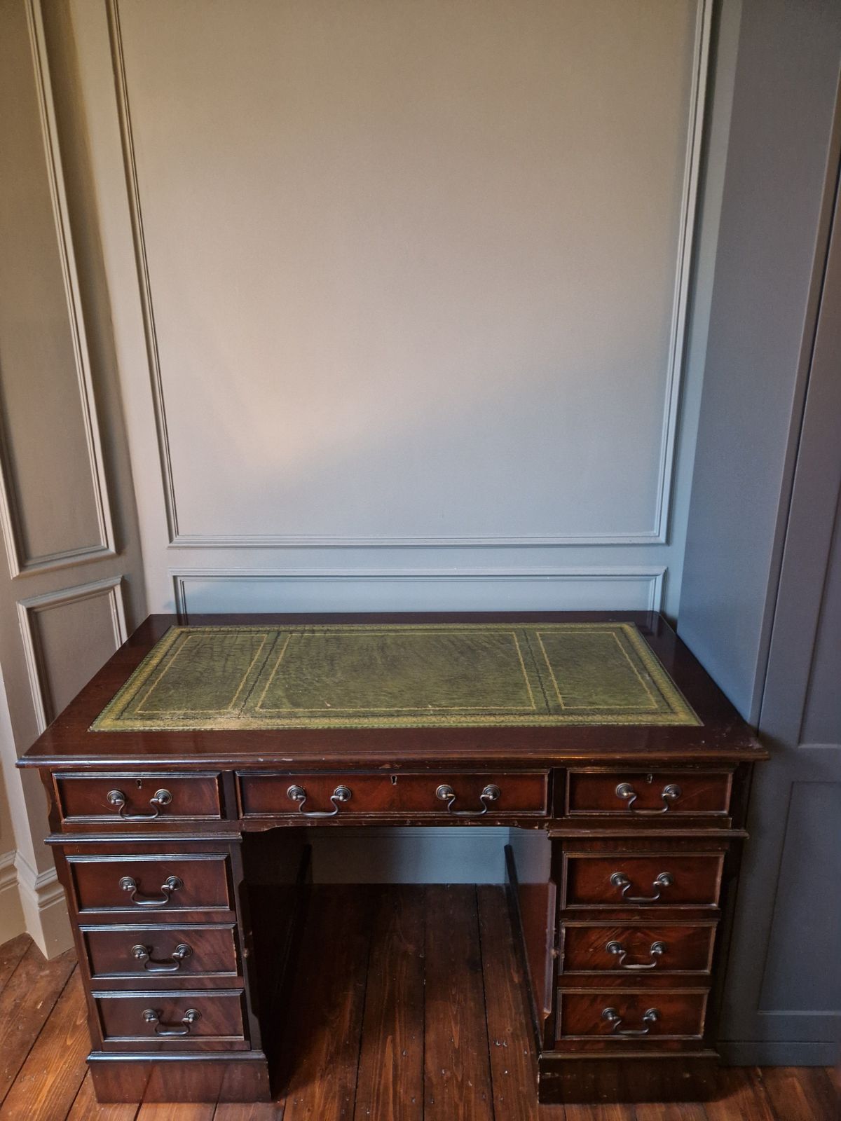 Vintage Early 20th Century Pedestal Writing Desk photo Furniture