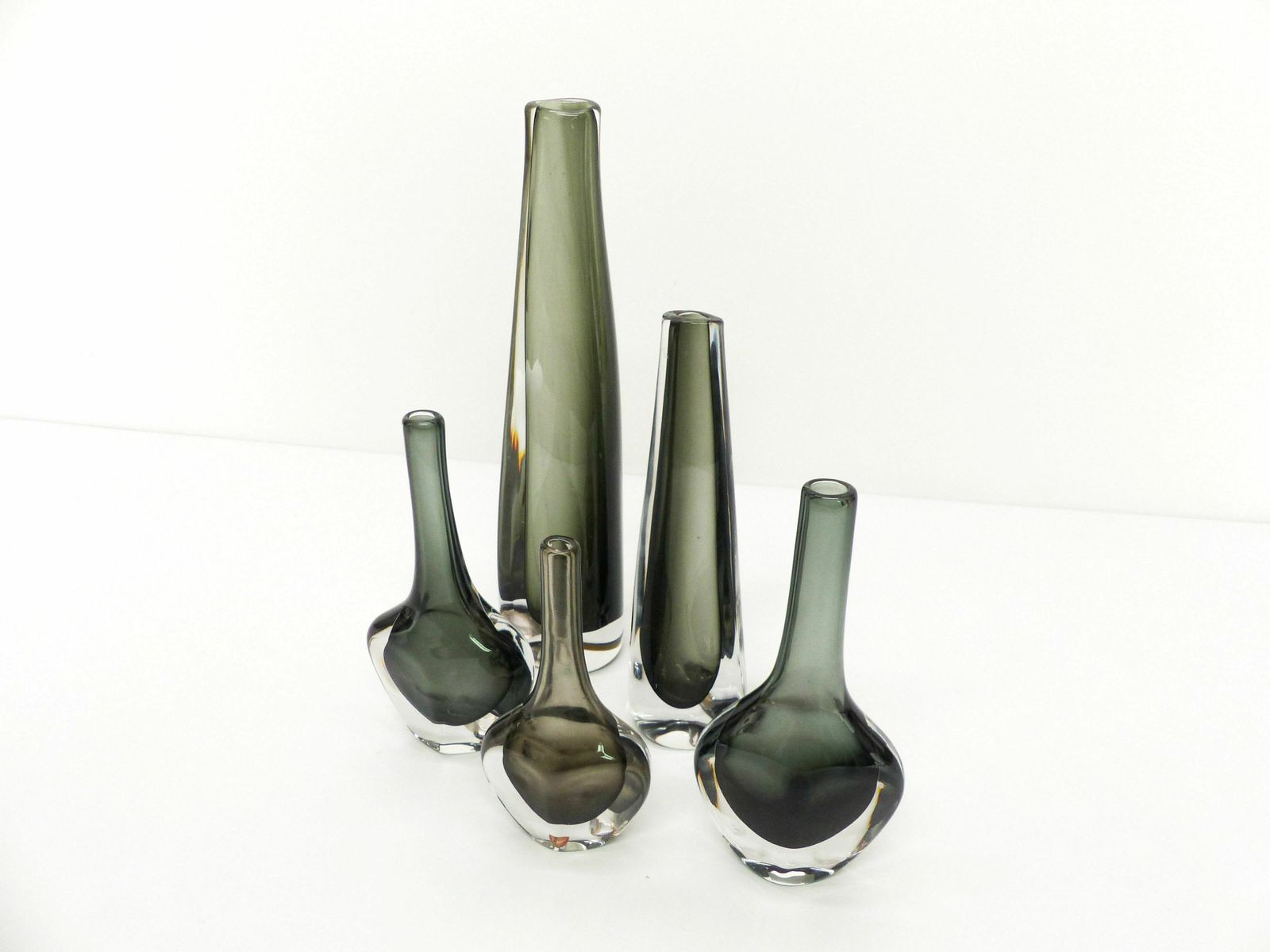 photo for sale Collection Of 5 Scandinavian Sommerso Glass Vases Nils Landberg For Orrefors