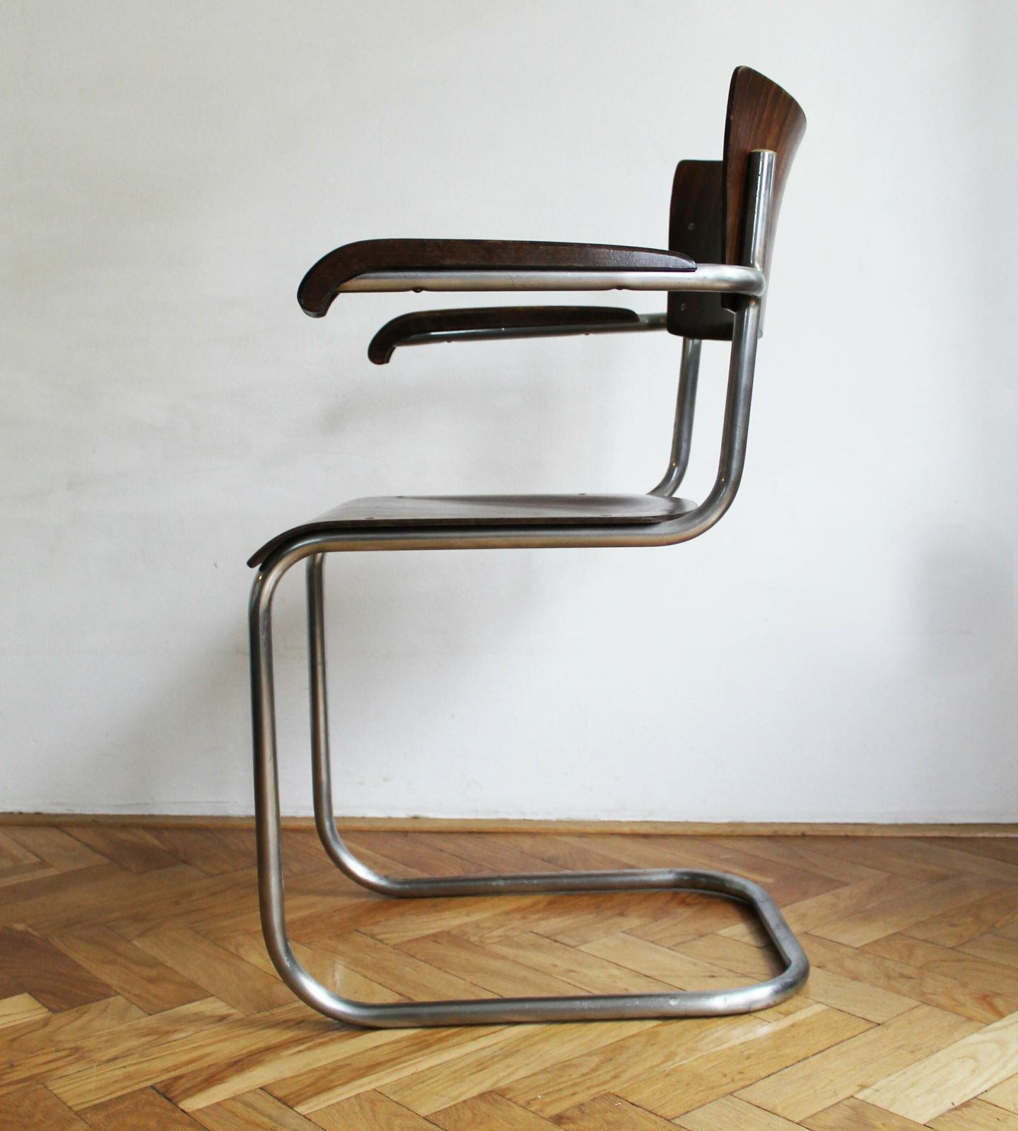 photo furniture Modernist Cantilever Armchair By Anton Lorenz