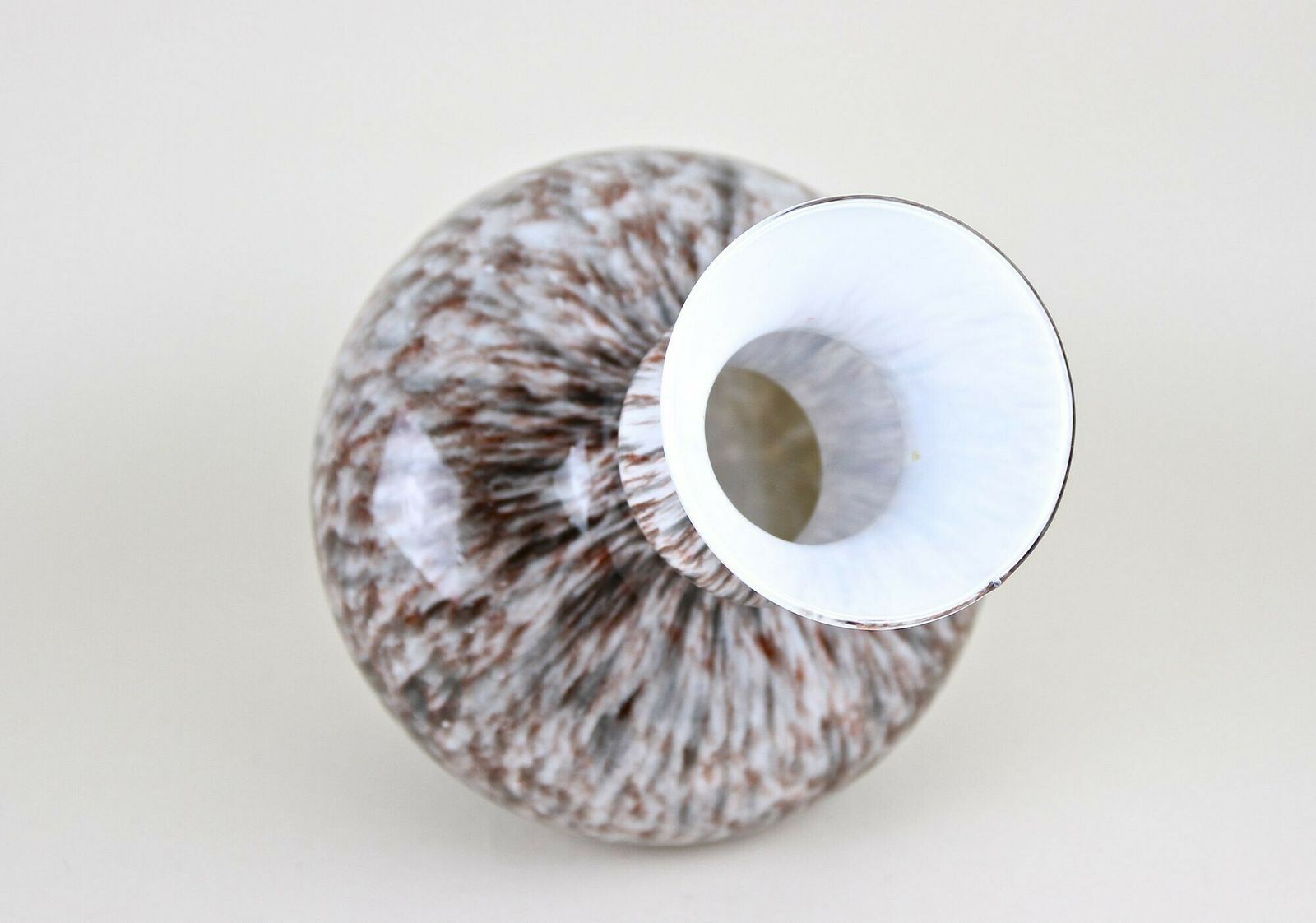 photo vinterior Bulbous Murano Glass Vase With Brown, Grey & Black Tones, Italy Circa 1970