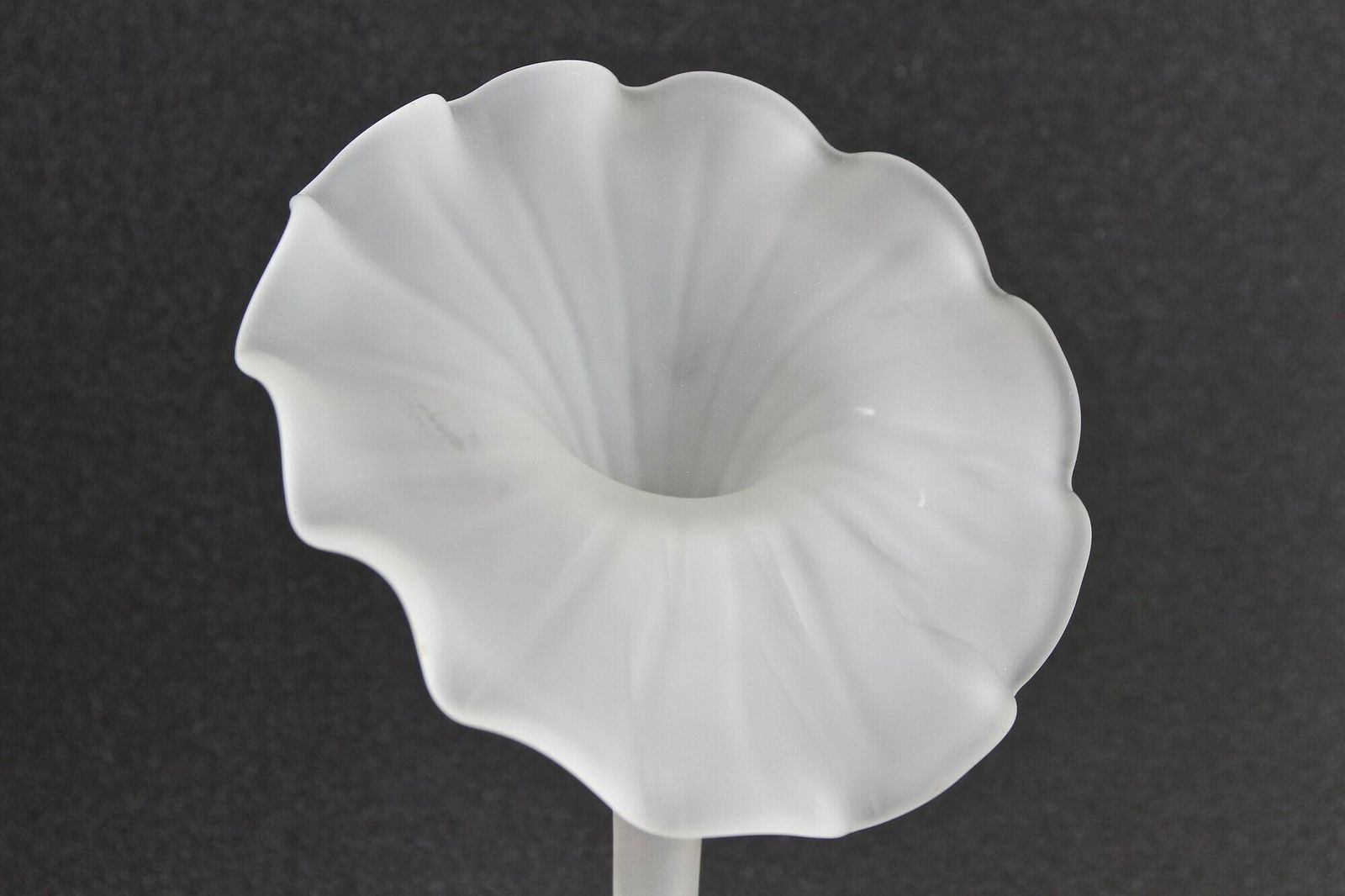 photo vinterior Mid Century Jack In The Pulpit Glass Vase, France Circa 1960
