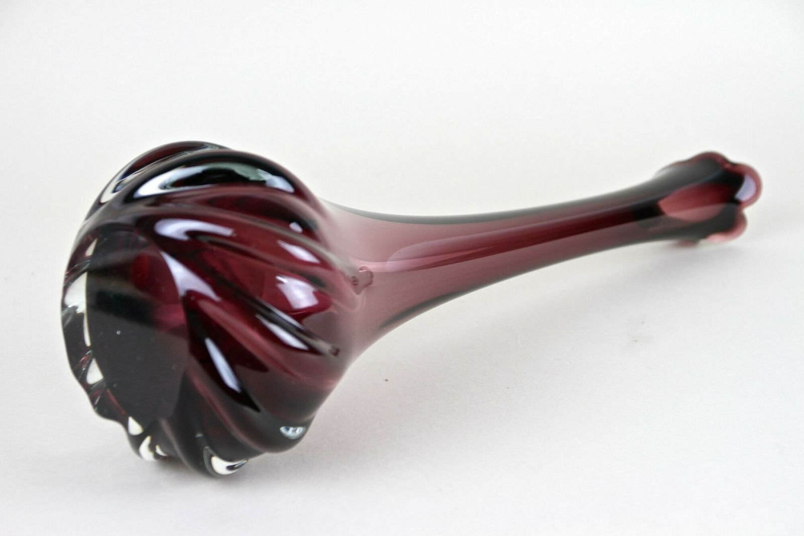 photo vinterior Bordeaux Red Murano Glass Long Neck Vase, 20th Century, Italy Circa 1970