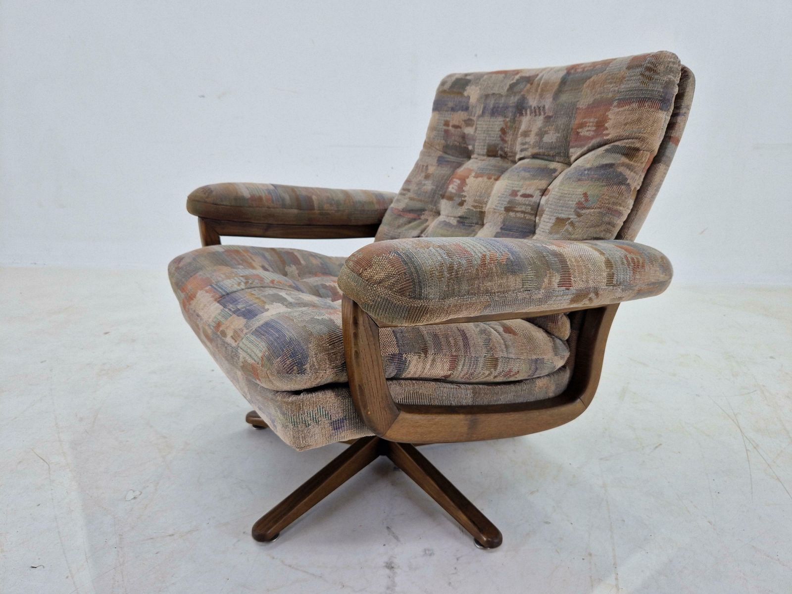 Midcentury Rare Armchair, Denmark, 1970s. photo vintage